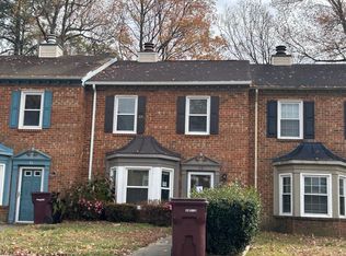 69 Colonial Way, Chesapeake, VA 23325