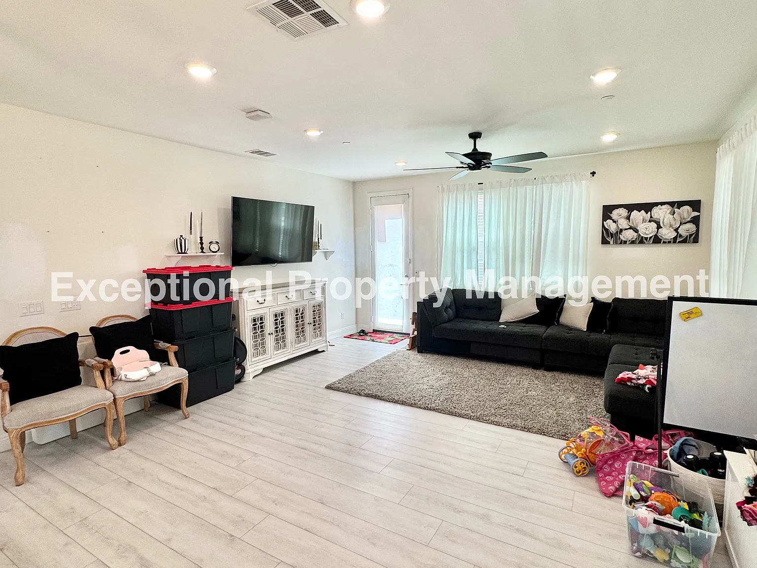 3 bed, 1801 sqft, $3,500 — Photo 3