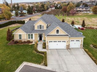 9925 Orchard Ave, Yakima, WA