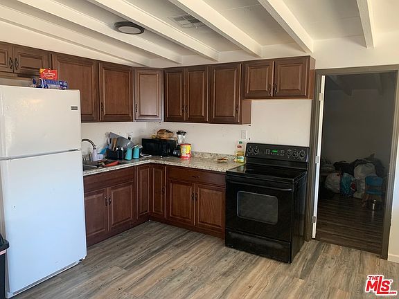 2nd image of 66800 Buena Vista Ave