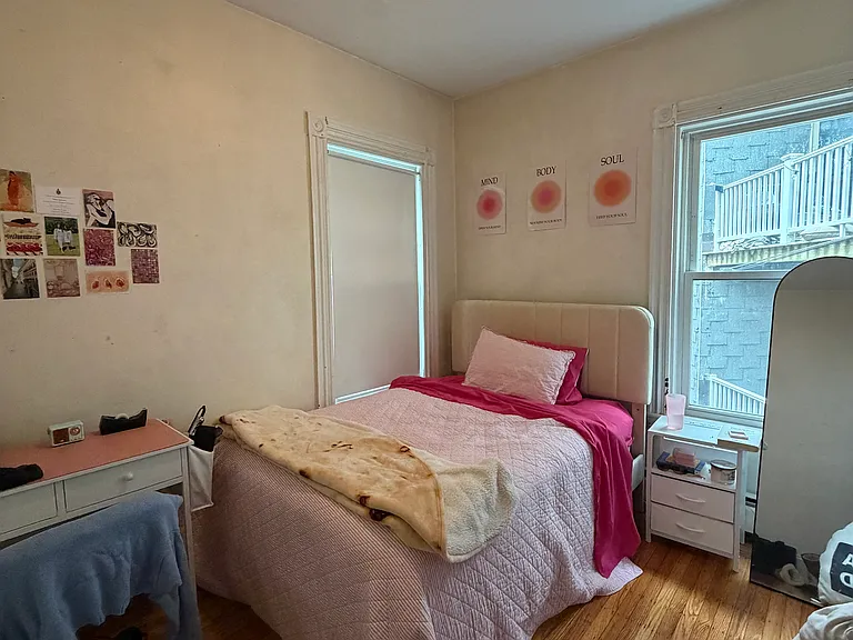 80 Hillside St #2 — Photo 4