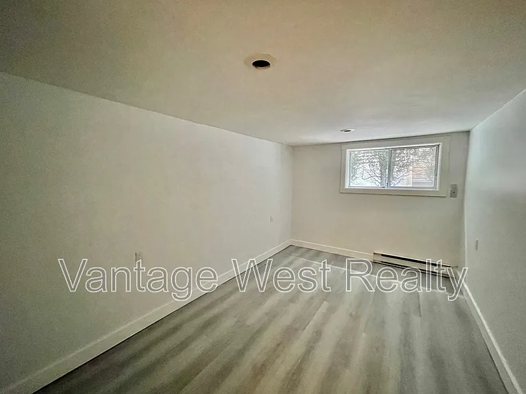 1230B Ethel St — Photo 11