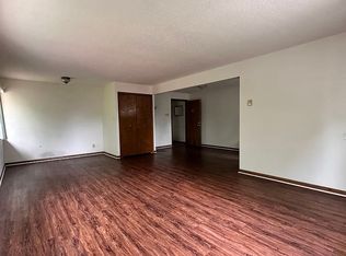 51420 Ashley St APT 6, New Baltimore, MI 48047