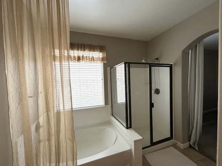 9423 W Oregon Ave — Photo 5