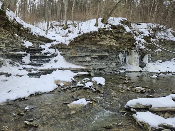 46 East Dr, West Harrison, IN 47060