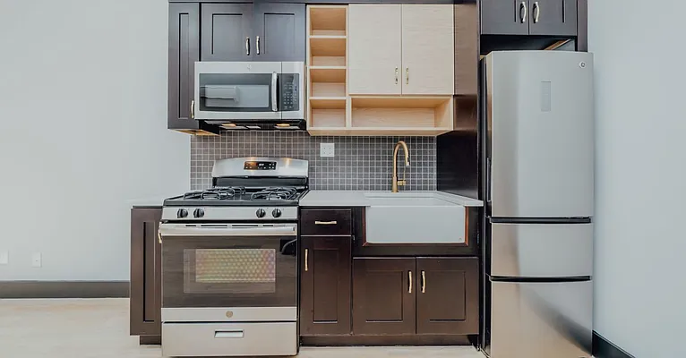 Rented by Loom Group | media 2