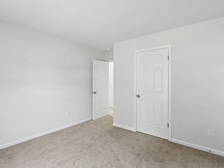 903 Belvoir Cir — Photo 16