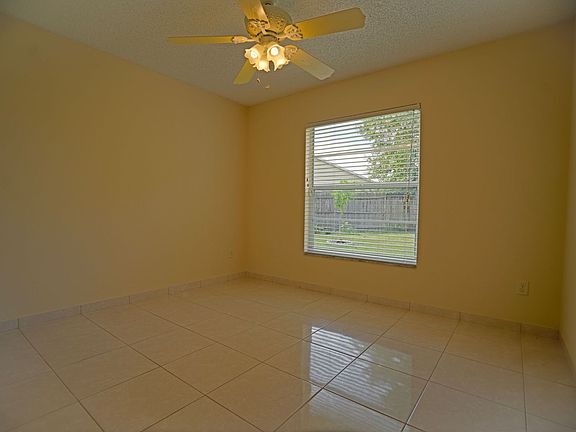5th image of 1454 Mette Ct