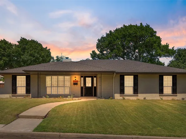 1924 Dakar Rd E, Fort Worth, TX 76116