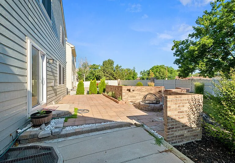 4635 W 63rd Pl — Photo 23