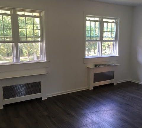 3rd image of 111 Cherry Parke Unit C