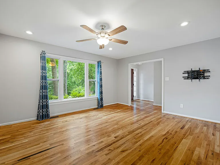 Mid-level living room