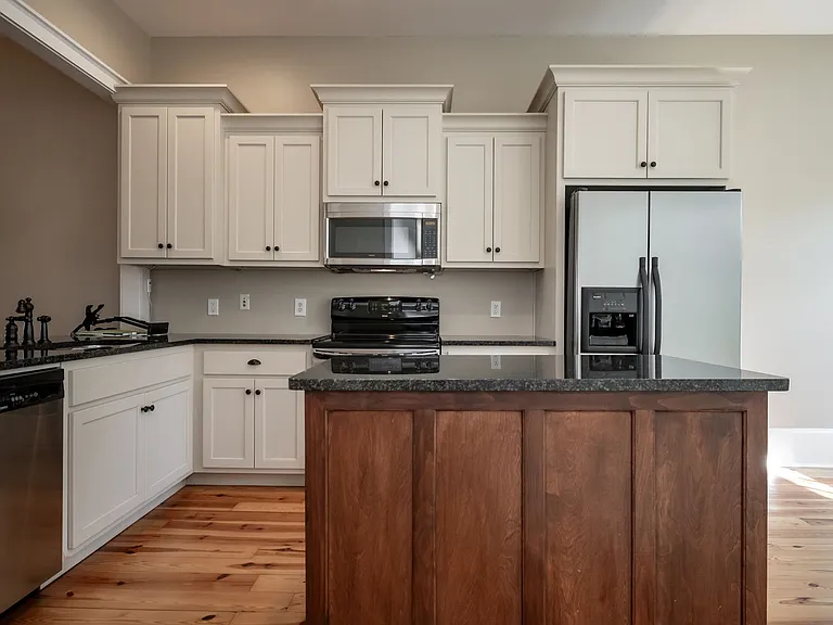 83 Charter Oak Dr — Photo 11