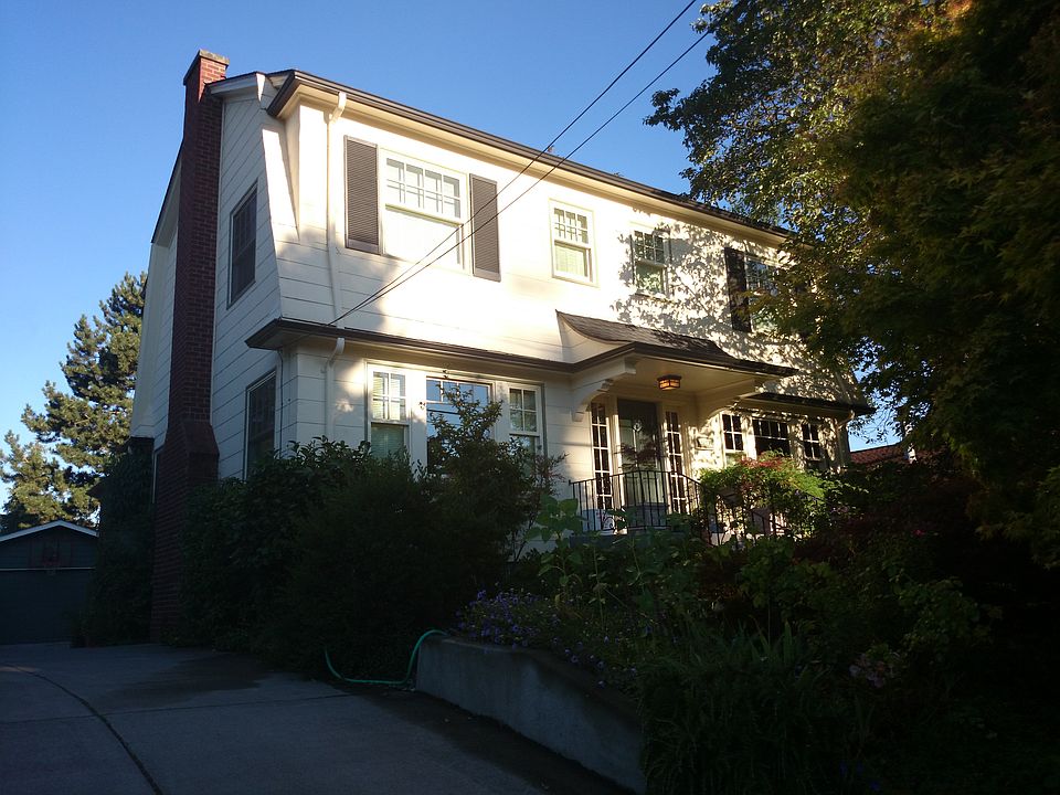 1st image of 1811 1st Ave N