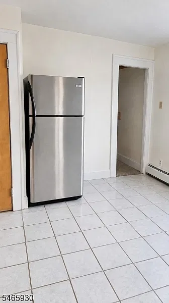 2 bed, 1.0 bath, $1,899 — Photo 4