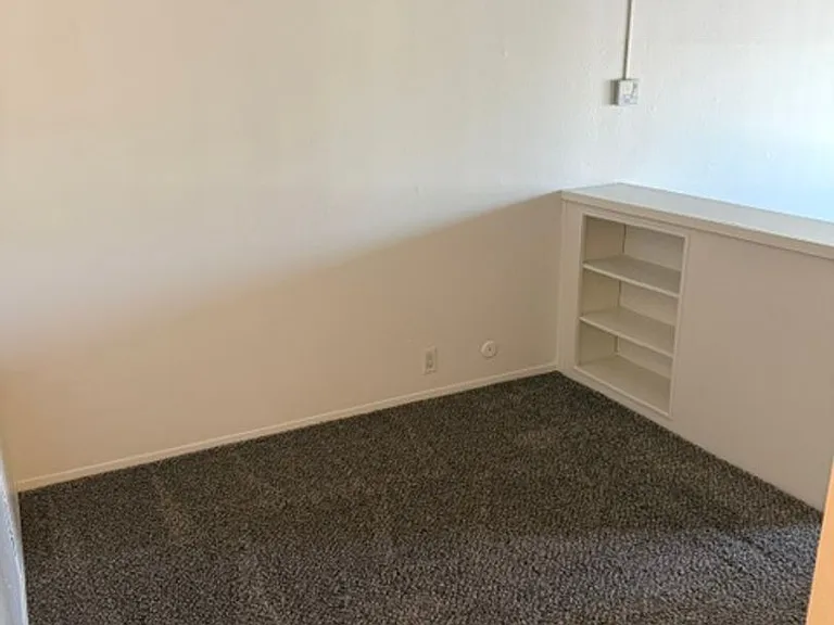 4171 California Ave #18 — Photo 8