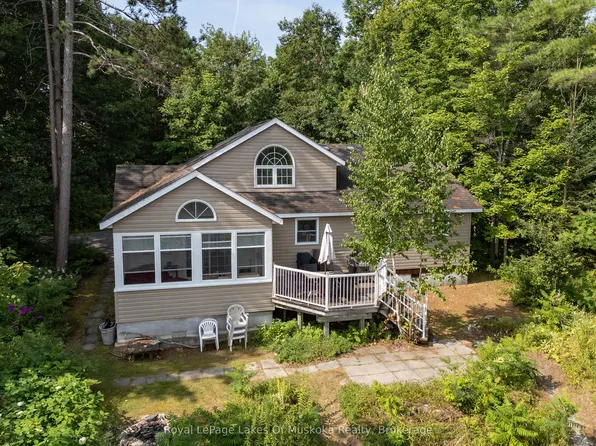49 Pinetree Rd, Gravenhurst, ON P1P 1R2