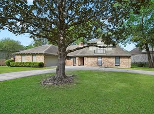 563 Brandon Rd, Conroe, TX 77302