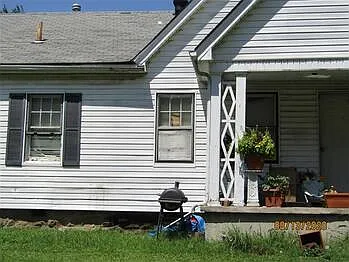 624 Dayton St