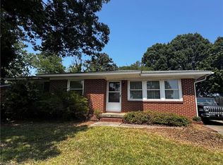 1814 W Meadowview Rd, Greensboro, NC 27403