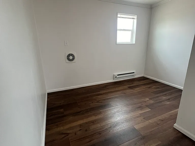 Bedroom 2 photo
