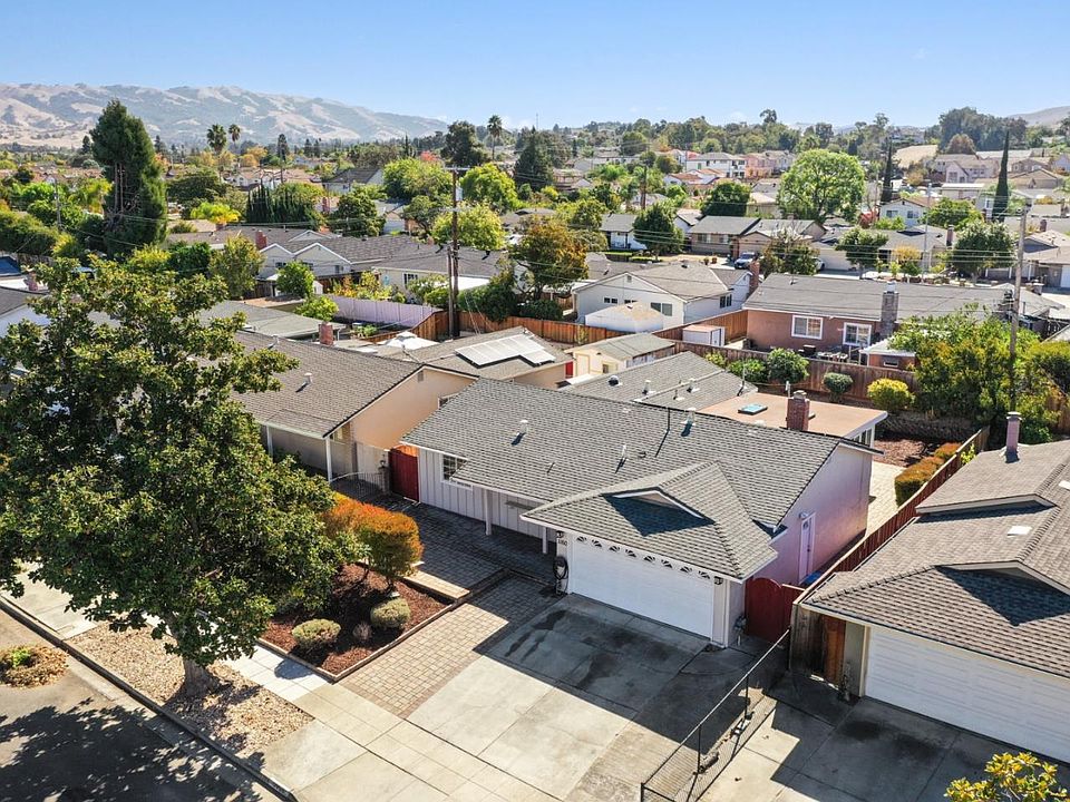 1st image of 3350 Denton Way