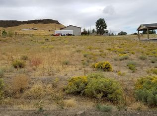 1365 Childers Rd, Arlington, OR 97812