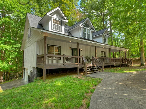 14 Orlon Dr, Ellijay, GA 30540
