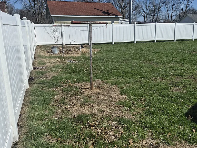 106 S 3rd St — Photo 6