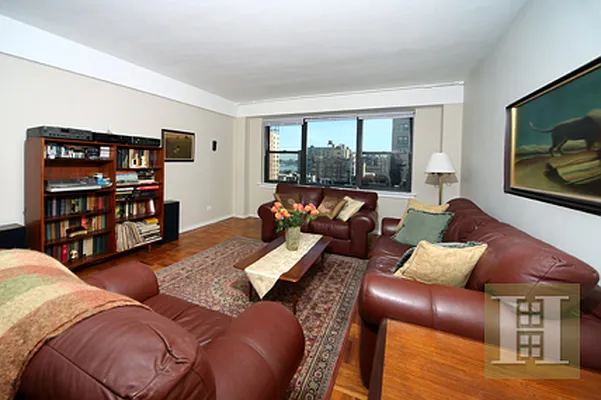 Sold by Halstead Real Estate | media 5