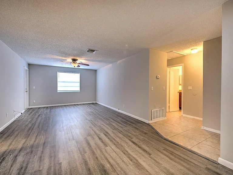213 Berry Tree Pl — Photo 6