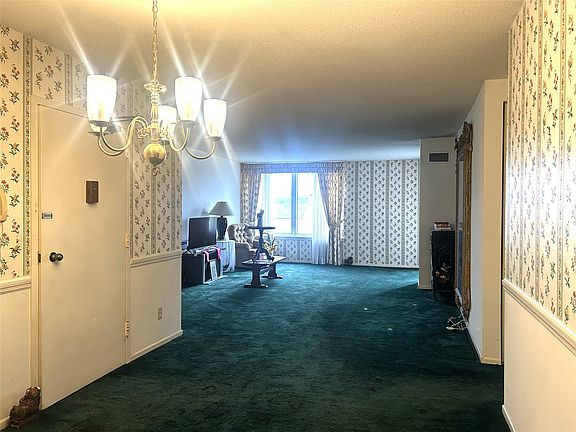 2nd image of 5 Riverside Dr APT 709