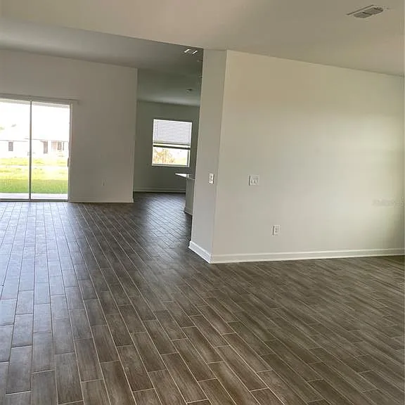 7152 Dilly Lake Ave — Photo 9