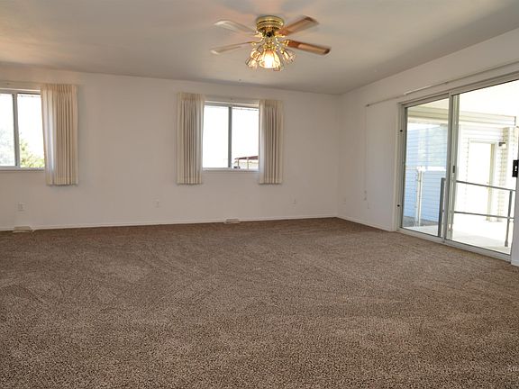 5th image of 2651 Saint Helens Ct