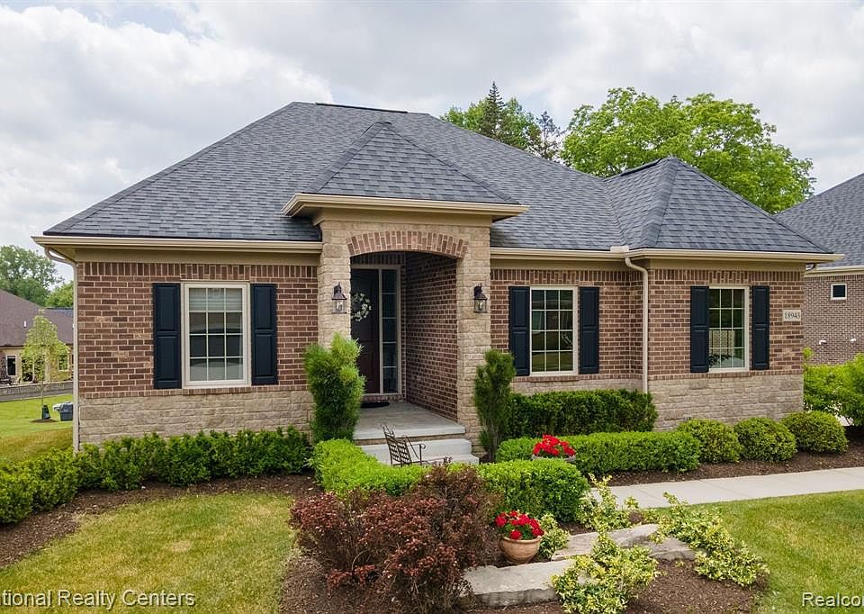 18943 Honey Tree Ln, Northville, MI 48168 Zillow