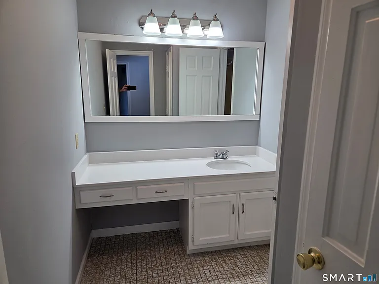 95 Park Ave #20 — Photo 16