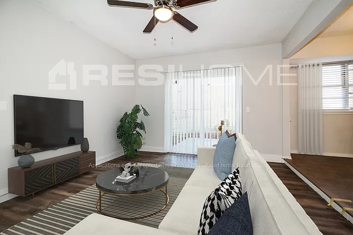 1205 Cavalier St — Photo 5