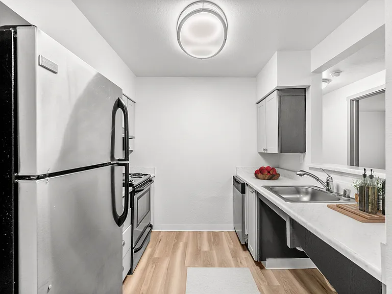 Aero Apartments — Photo 18