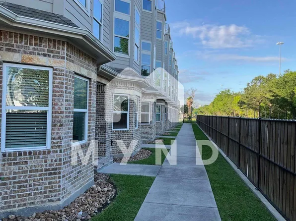 2020 McGowen St #D, Houston, TX 77004