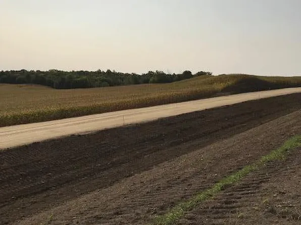 Island Estates Site Dr #17, Pine Island, MN 55963
