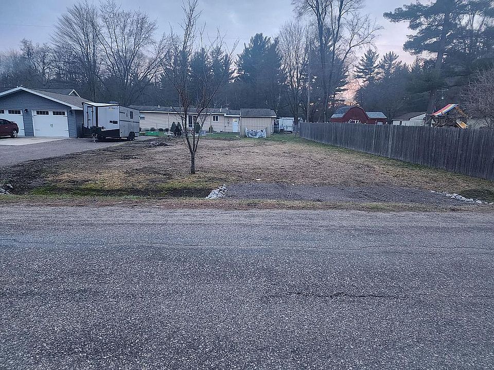 589 W Ridge Dr, Sanford, MI 48657 Zillow