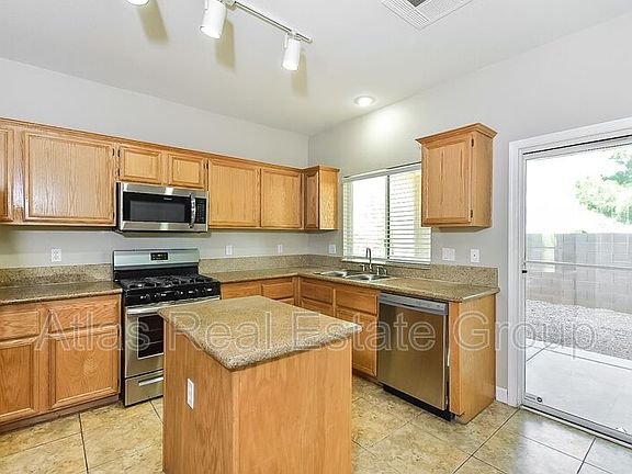 5th image of 6521 Sierra Sands St