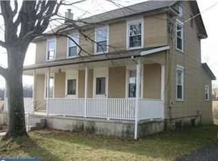 93 Buck Dr, Kintnersville, PA 18930