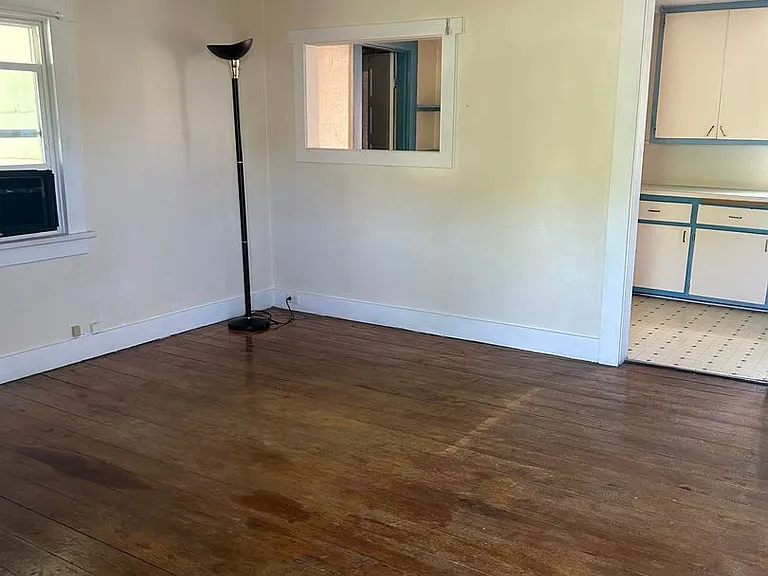 1007 Walker Ave — Photo 4