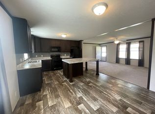 184 Apollo Cir #184, Flushing, MI 48433