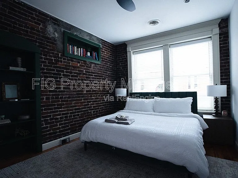 415 W Depot Ave — Photo 29