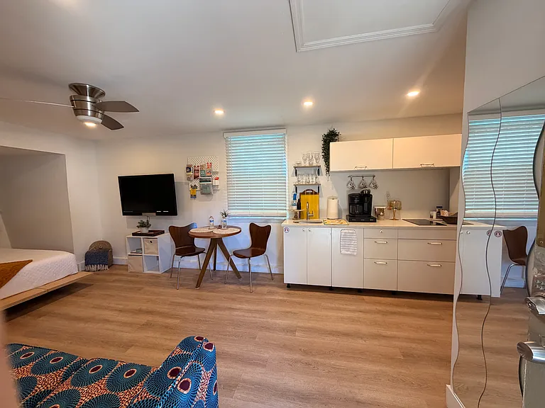 5266 9th Ave N #1 — Photo 4