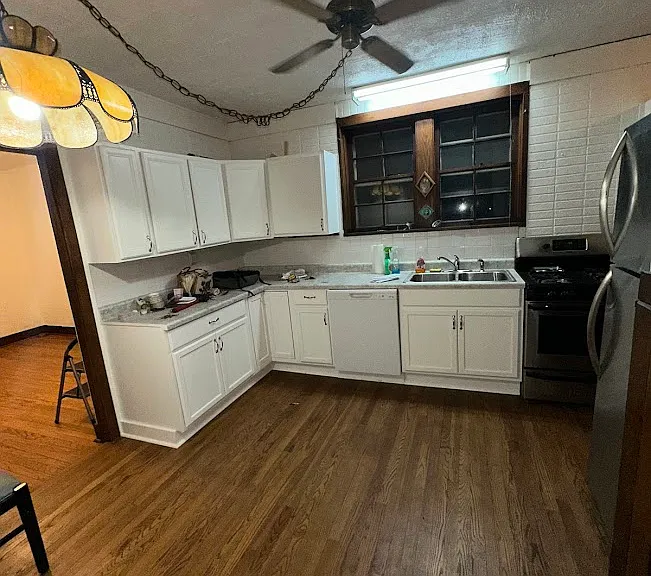 317 W Wood St — Photo 5