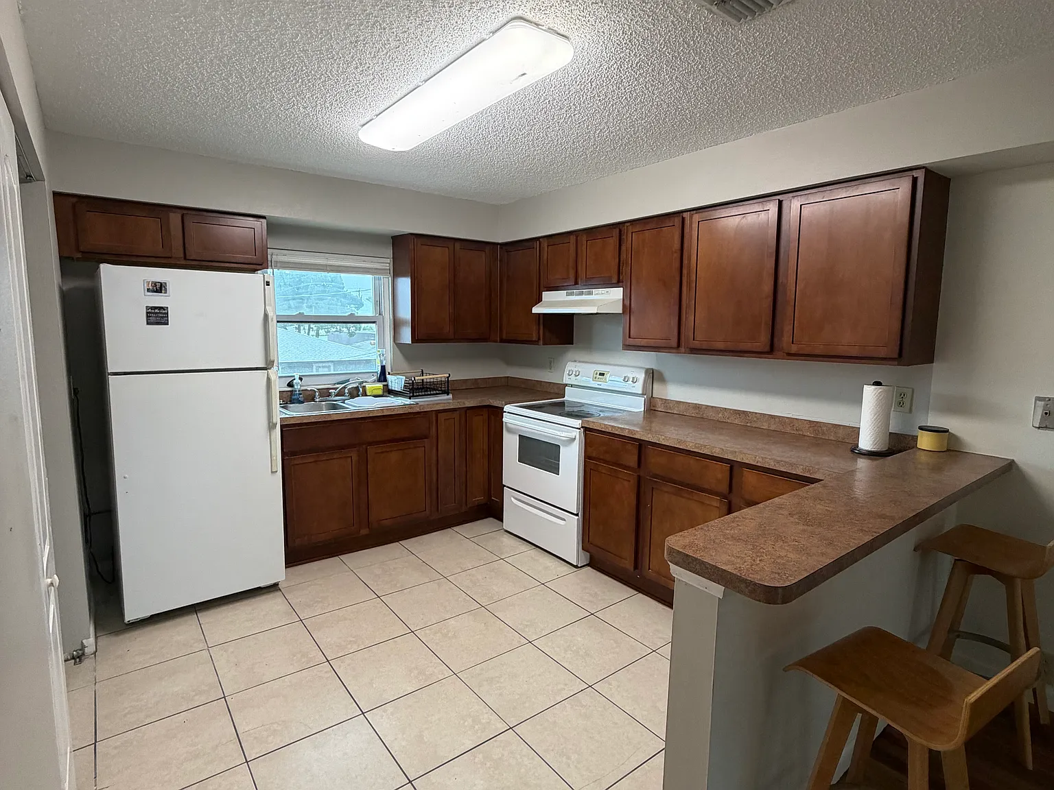 2 bed, 960 sqft, $1,850 — Photo 2
