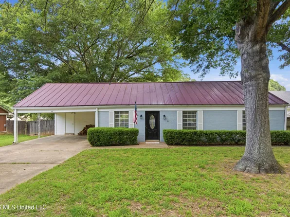 1580 Farnell Dr, Horn Lake, MS 38637